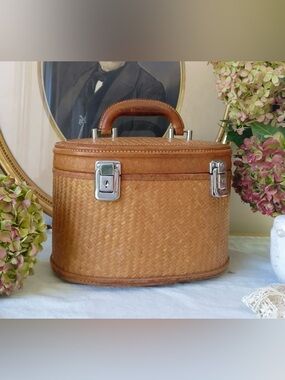 Straw and Leather Basket (1940s–60s)